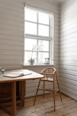 Saga Højstol, eg fra<Oaklings