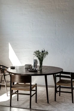 Saga Højstol, eg fra<Oaklings