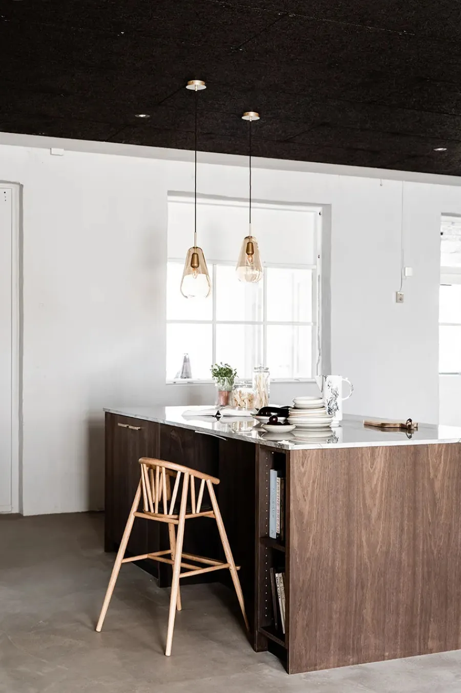 Saga Højstol, eg fra<Oaklings