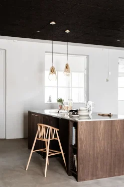 Saga Højstol, røget eg fra<Oaklings New