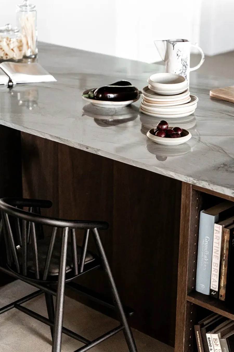 Saga Højstol, sortlakeret eg fra<Oaklings New