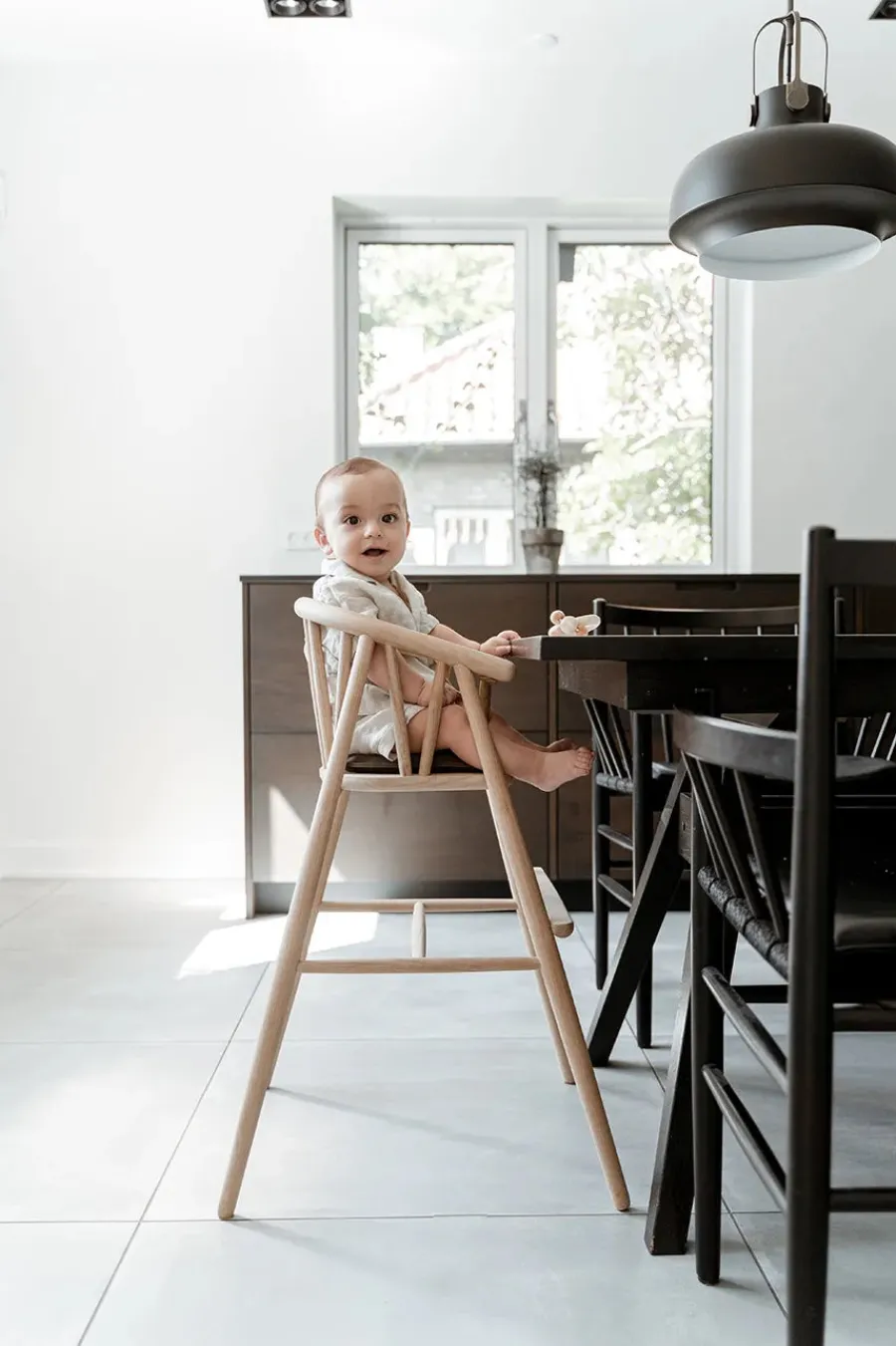 Saga Højstol, sortlakeret eg fra<Oaklings New