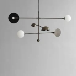 Sahn Chandelier, bronze fra<101 Copenhagen Best