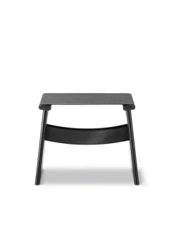 Seto Stool, eg sort lak fra<Fredericia Furniture New