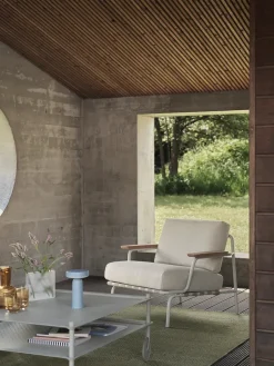 Settle Outdoor Lounge Chair fra<Muuto Online