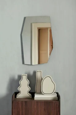 Shard Mirror fra<Ferm Living Hot