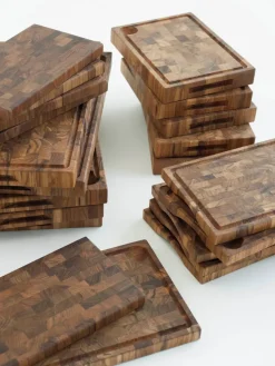 Skagerak Dania skærebræt 40x24 fra<Fritz Hansen Hot