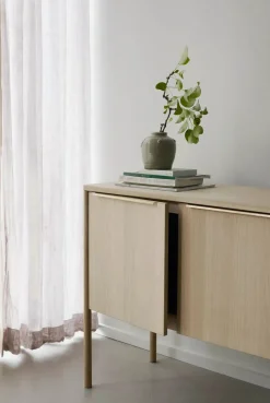 Skagerak Jut Cabinet fra<Fritz Hansen Online