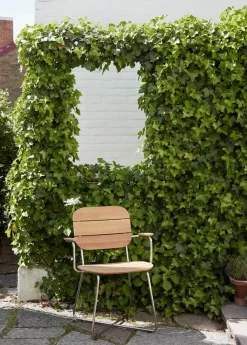 Skagerak Lilium armstol fra<Fritz Hansen Sale