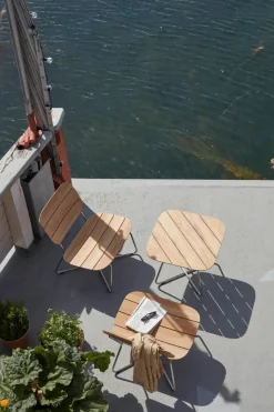 Skagerak Lilium Lounge Table fra<Fritz Hansen Online