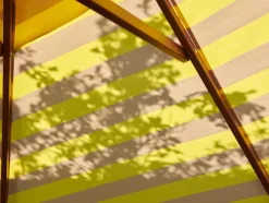 Skagerak Messina Parasol Ø300, Lemon/Sand Stripes fra<Fritz Hansen Best