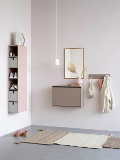 Skoskab, dybde 30 cm fra<Montana Online