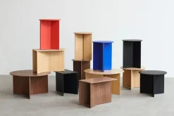 Slit borde i træ fra<HAY New