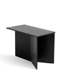 Slit borde i træ fra<HAY New