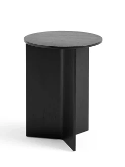 Slit borde i træ fra<HAY New