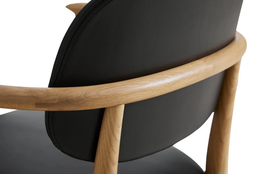 Slow spisebordsstol, eg sort læder fra<Stellar Works Sale