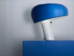 Snoopy Bordlampe, navy blue fra<Flos Clearance