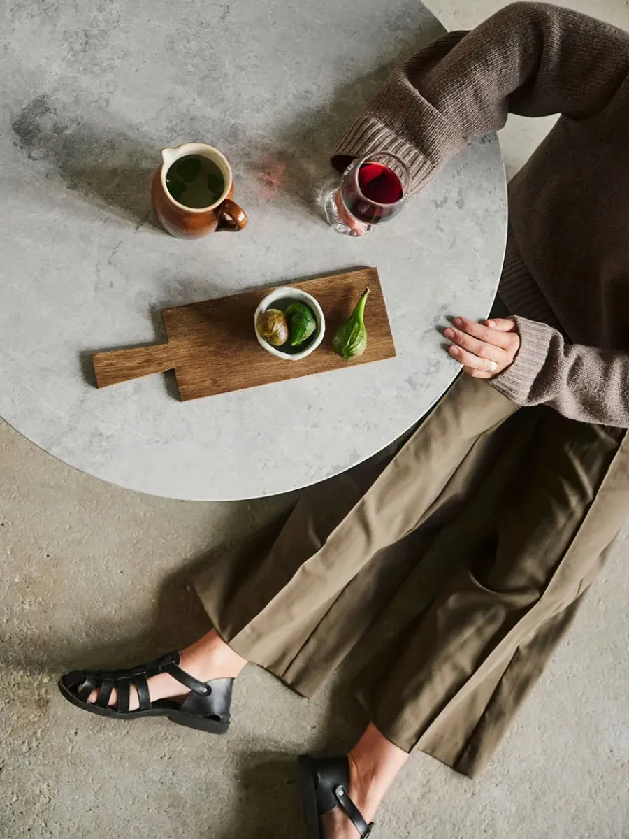 Solar Sofabord fra<Wabi Sabi Nordic Outlet