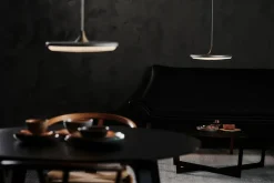 Soleil pendel small, røget eg, plast skærm fra<Le Klint Best