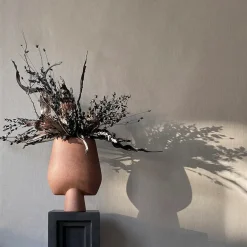 Sphere Vase Square - big, coffee fra<101 Copenhagen Best