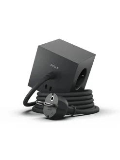 Square 1 Stikdåse med USB-C, stockholm black fra<Avolt Outlet