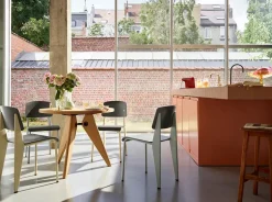 Standard Chair fra<Vitra