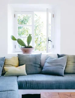 Still - The Slow Home fra<New Mags New