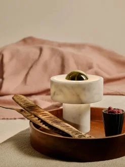 Stone Portable Bordlampe fra<Tom Dixon New