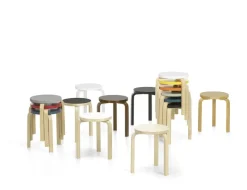 Stool 60, lakeret birk fra<Artek Outlet