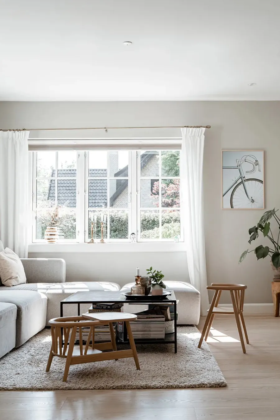 Storm Børnestol, sortlakeret eg fra<Oaklings Outlet