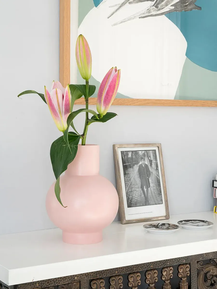 Strøm Vase, coral blush fra<raawii Clearance