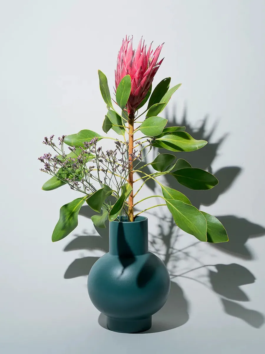 Strøm Vase, vibrant orange fra<raawii New