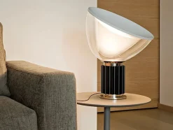 Taccia Bordlampe fra<Flos New