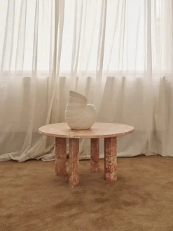 Taula Coffee Table fra<Ferm Living Hot