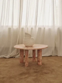 Taula Coffee Table fra<Ferm Living Hot