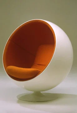 The Ball Chair af Eero Aarnio<Eero Aarnio Originals Online