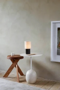 The Moor Rug AP8 300x300 fra<&Tradition Hot