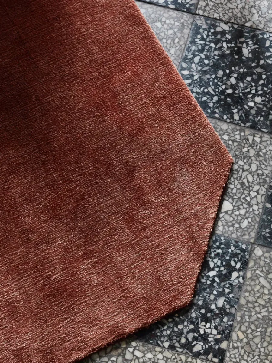 The Moor Rug AP6 240x240 fra<&Tradition