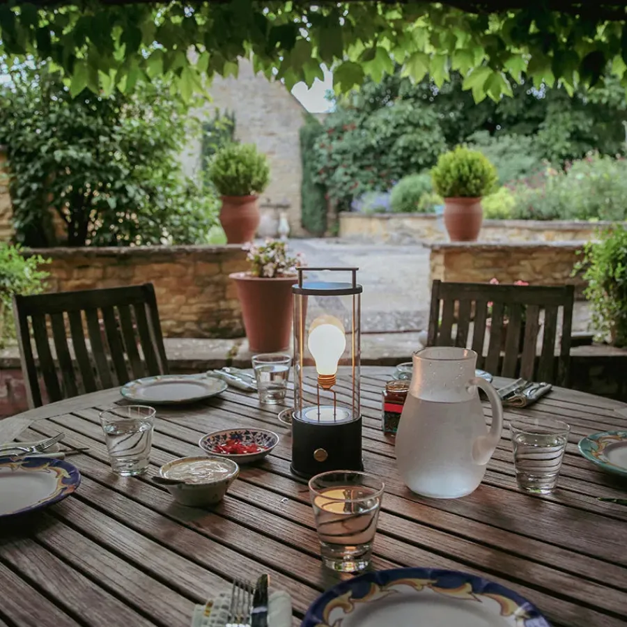 The Muse Portable Lampe, Pomona Red fra<Tala Outlet