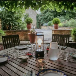 The Muse Portable Lampe, Solid Brass fra<Tala Hot