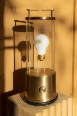 The Muse Portable Lampe, Solid Brass fra<Tala Hot