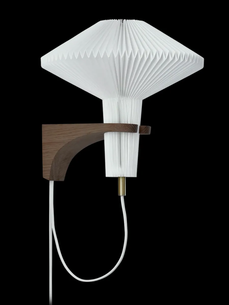 The Mushroom væglampe fra<Le Klint