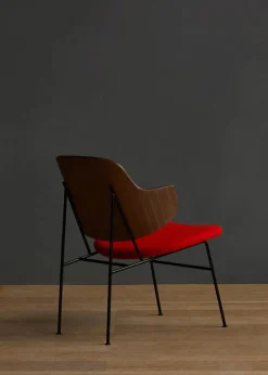 The Penguin Lounge Chair, Polstret fra<Audo Copenhagen Hot