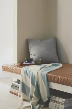 The Sweater Plaid, cobalt fra<Silkeborg Uldspinderi Best