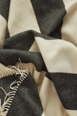 The Sweater Plaid, green fra<Silkeborg Uldspinderi Online