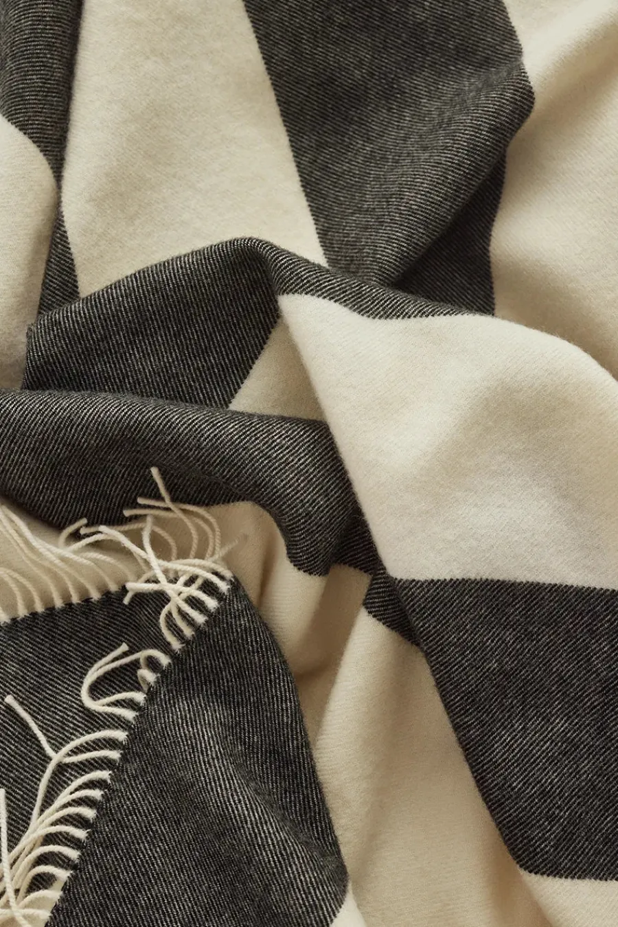 The Sweater Plaid, green fra<Silkeborg Uldspinderi Online