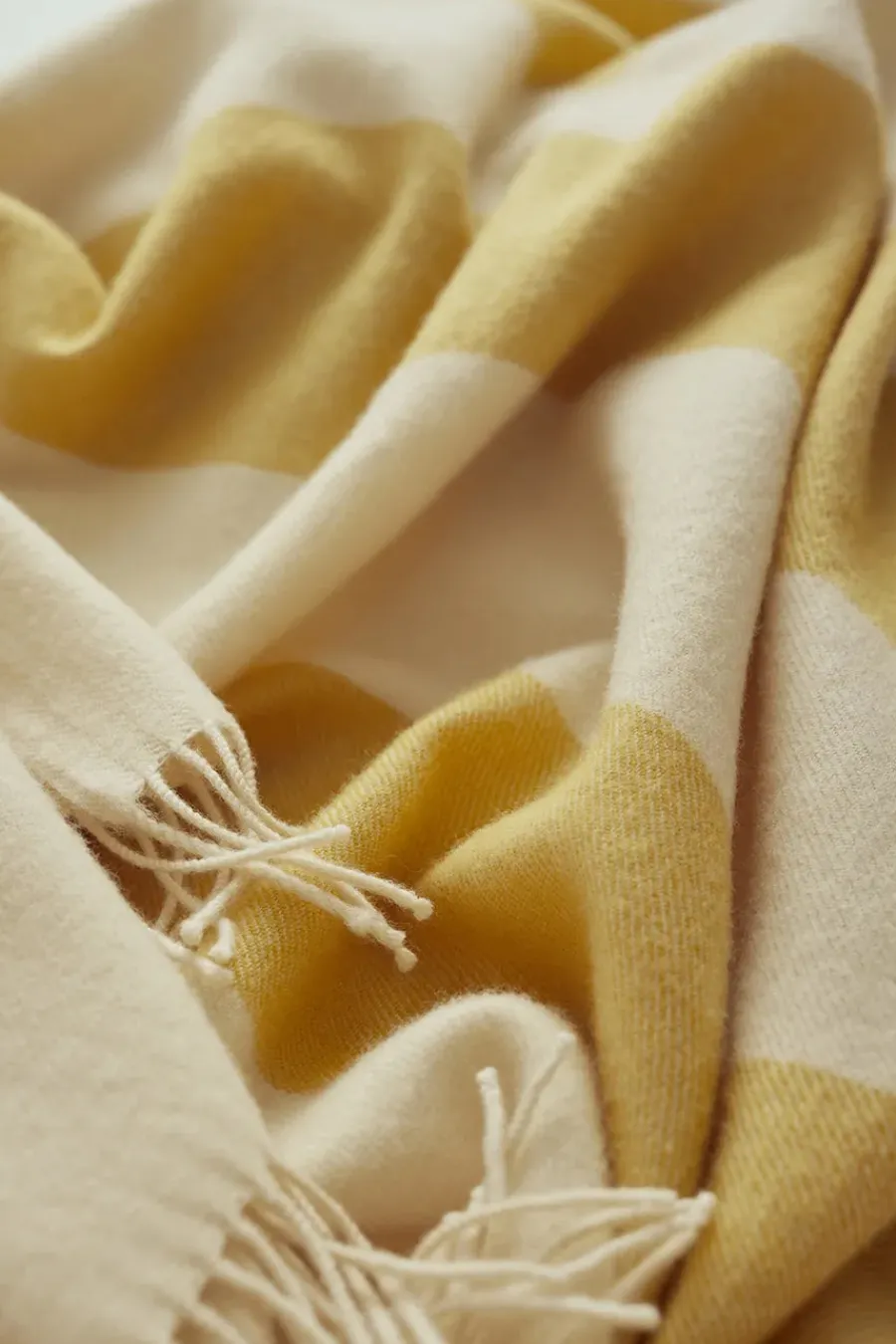 The Sweater Plaid, yellow fra<Silkeborg Uldspinderi Best