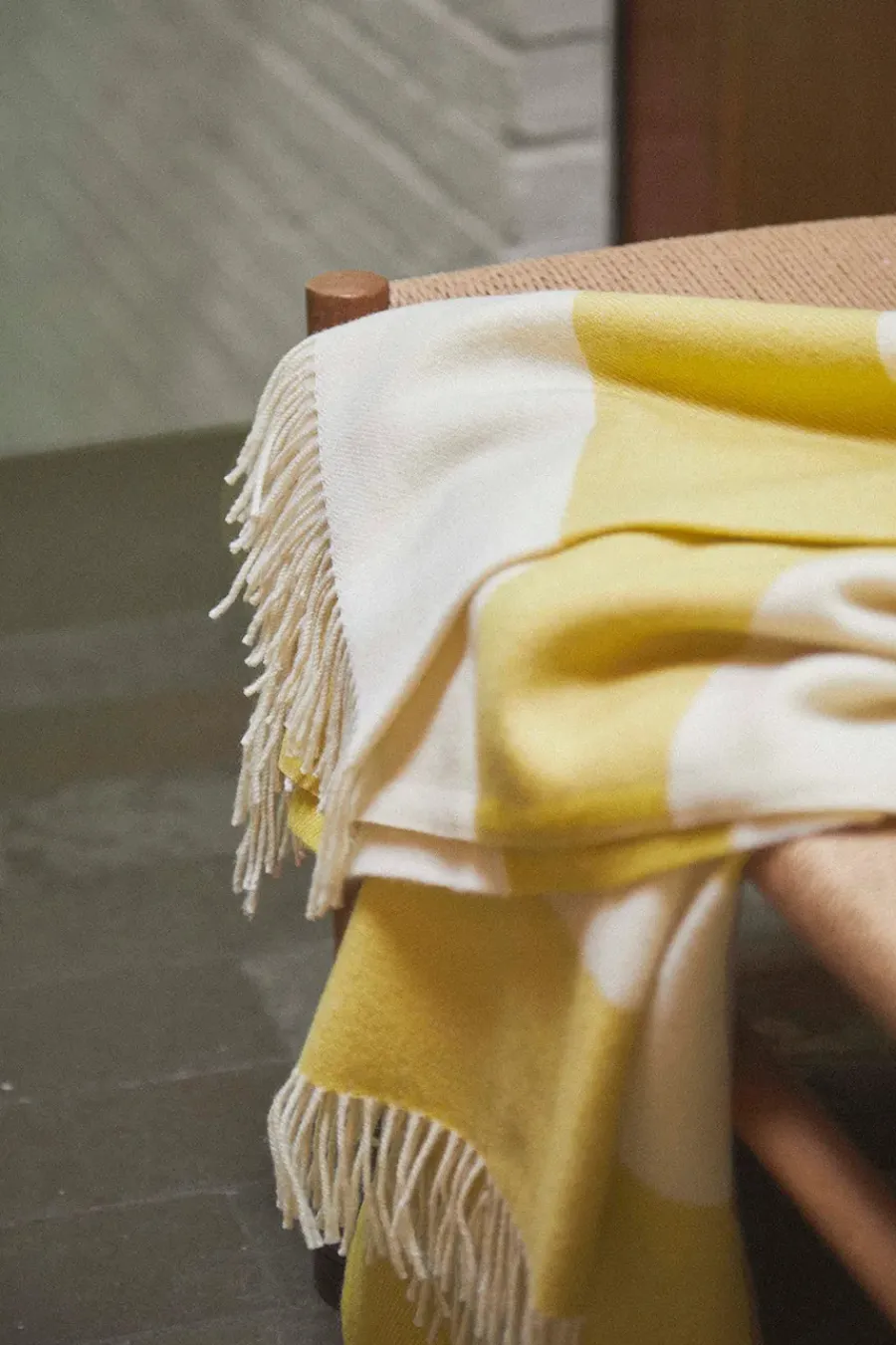 The Sweater Plaid, yellow fra<Silkeborg Uldspinderi Best