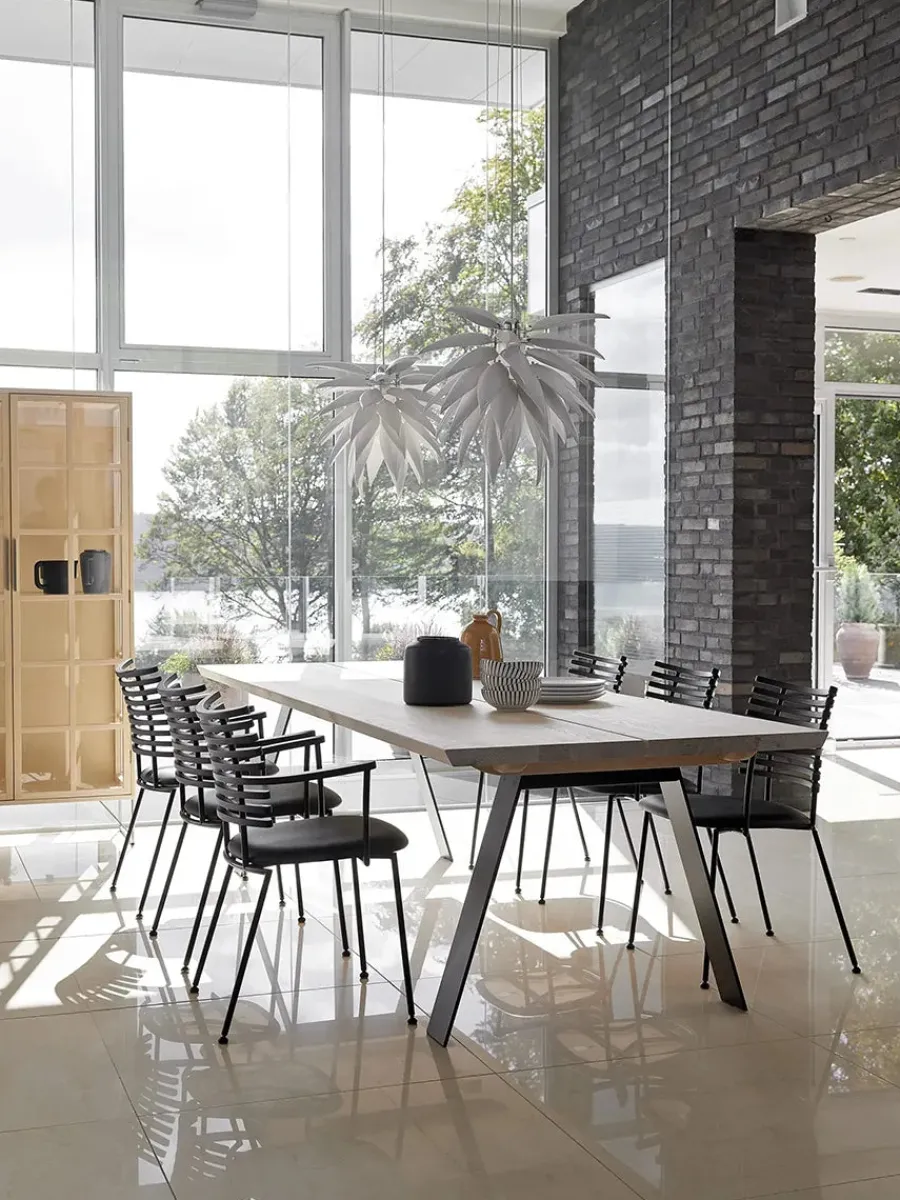 Tiger Armstol, sort læder fra<Naver Collection New