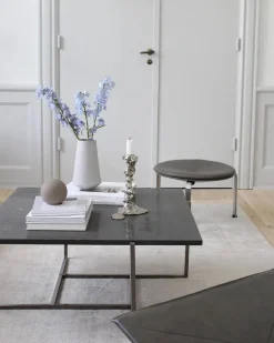 Tint Rug fra<Woud Outlet